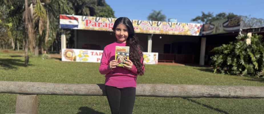 Niña de 9 años comparte estudios bíblicos durante el recreo